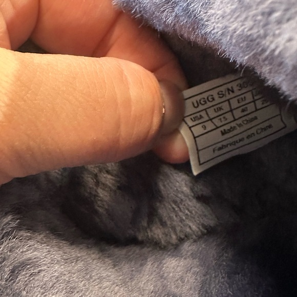 UGG Navy Floral Embossed Boots - Picture 5 of 6